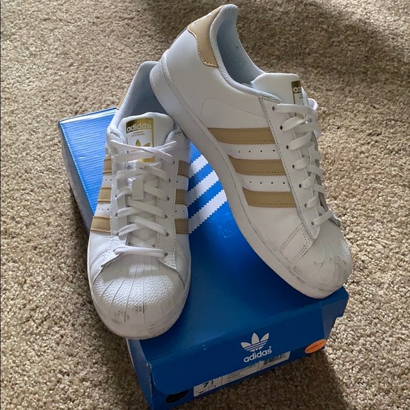 Adidas Sneakers with BOX - Picture 2 of 7